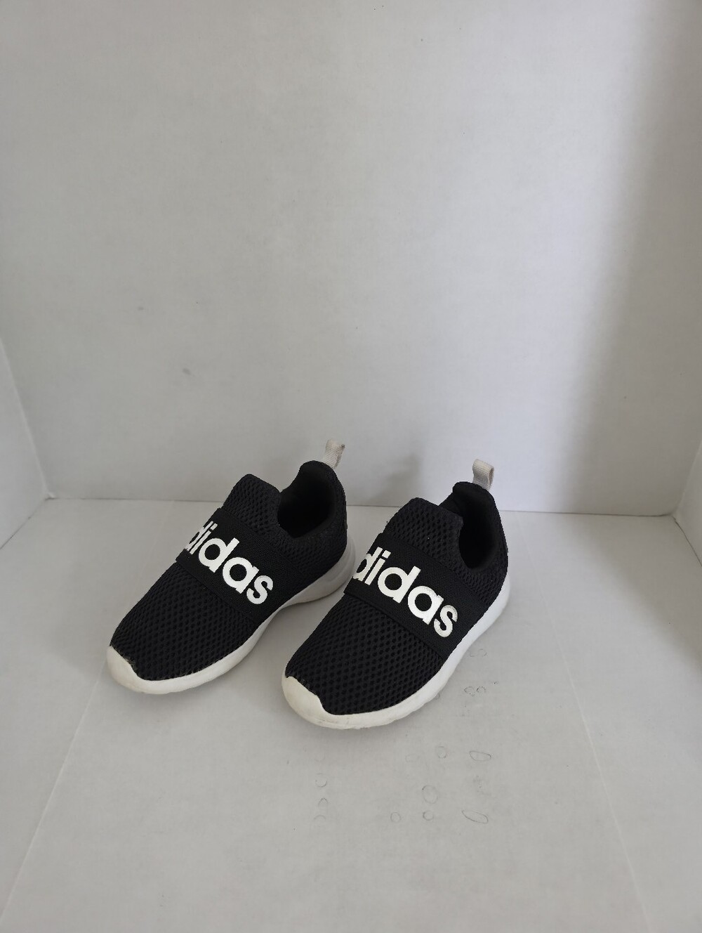 Adidas - Picture 3 of 3